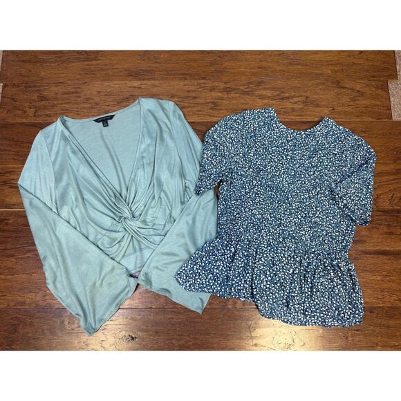 BUNDLE OF 2 - ANN TAYLOR Smocked Peplum Top, BANANA REPUBLIC FACTORY SilkyLuxe - Picture 1 of 15